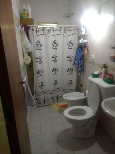 Imagen 11 de 12 de Casa Y Departamento En Barrio Balumba