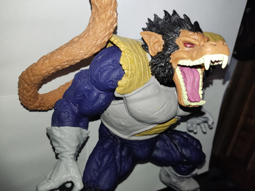 Figura De Acción Vegeta Osaru Figura De 32 Cm (Usado)