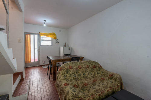 Imagen 2 de 16 de Departamento 1 Dormitorio A La Venta Tipo Duplex