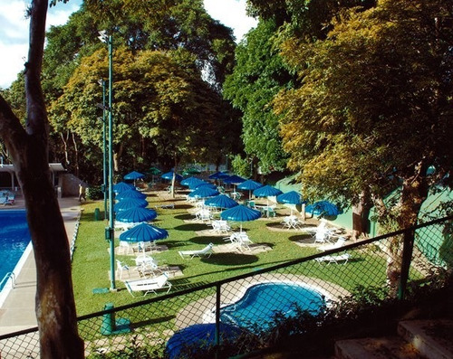 Imagen 7 de 10 de Caracas Sport Club (precio De Oportunidad)