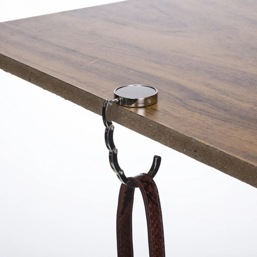Imagem 8 de 9 de Suporte - Gancho - Porta Bolsa Portátil De Mesa