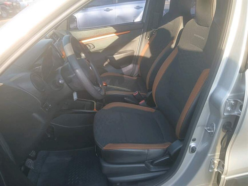 Renault Kwid 1.0 12V SCE FLEX OUTSIDER MANUAL