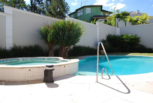 Casa À Venda No Tamboré 02 Com 4 Suítes - Cnc1503