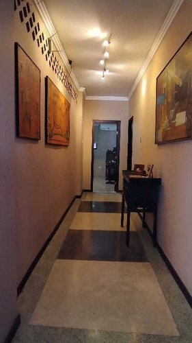 Imagen 19 de 30 de Vendo Casa 521m2 6h/6b/5p Colinas Bello Monte 8229