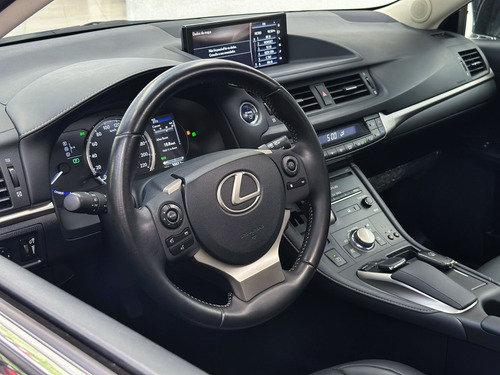 Lexus CT200h 1.8 16V HÍBRIDO 4P AUTOMÁTICO