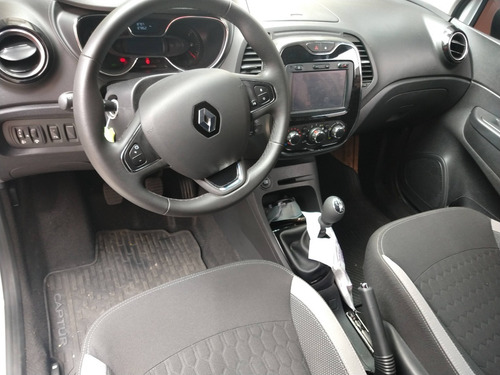 Renault Captur Zen 2.0