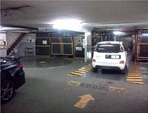 Imagen 2 de 7 de Cochera Microcentro Venta
