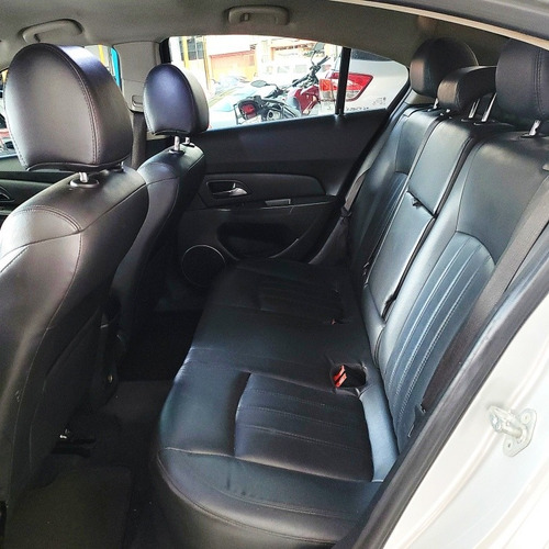 Imagem 10 de 13 de Chevrolet Cruze 2013 1.8 Lt Ecotec 6 Aut. 4p