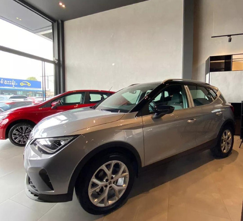 Imagen 3 de 20 de Seat Arona Fr 2023 Motor 1.6