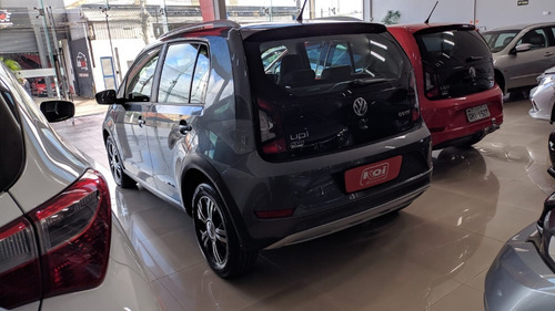 Imagem 2 de 13 de Volkswagen Up 1.0 170 Tsi Total Flex Xtreme 4p Manual