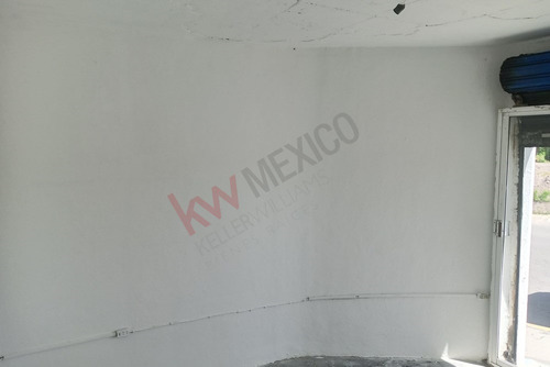 Dos Locales Comerciales En Tecámac Frente A Mercado Geo