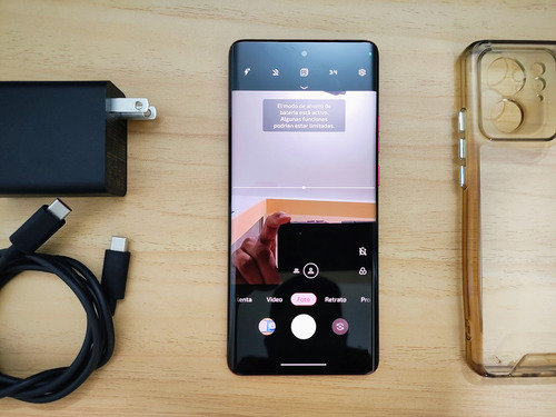 Motorola Edge 40 256gb 8 Ram Libre Pantalla Curva Dual Camar Rosa Chicle (Usado)
