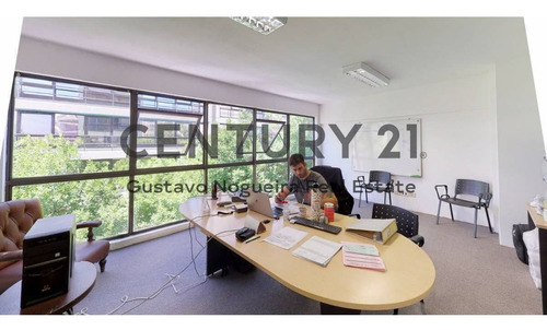Imagen 1 de 12 de Oficina En Venta En Monserrat