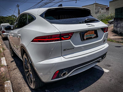Jaguar E-Pace Jaguar E-pace R-dynamic s 2.0 Aut.