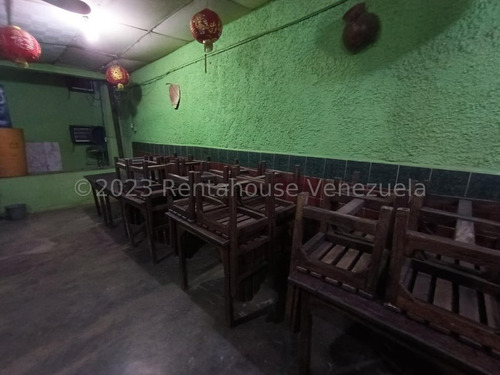 Imagen 7 de 28 de Local Comecial Con Fondo De Comercio Dedicado Al Expendio De Bebidas Alcohólicas En Sus Envases Originales, Con Sellos Y Precintos Y Gastronomia Nacional E Internacional, Ubicado En Avenida Principal