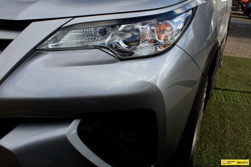 Toyota Fortuner 2.7l