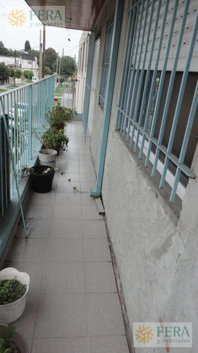 Imagen 4 de 4 de Venta De Casa 4 Ambientes Con Cochera En Quilmes ( 17381)