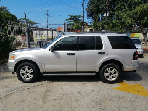 Imagen 6 de 14 de Ford Explorer Xlt