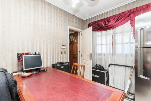 Venta Imponente Chalet S/lote De 17x48 Lanús Este