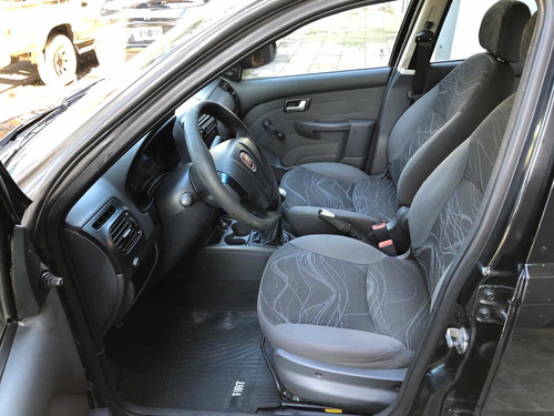 Imagen 9 de 12 de Fiat Siena 1.4 El 2014 Con 189mil Km Equipo Gnc 5ª