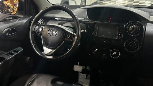 Toyota Etios 1.5 Platinum 4 p