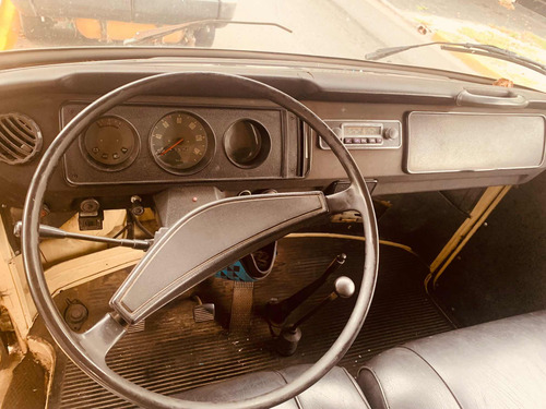 Volkswagen Kombi T2 Furgon