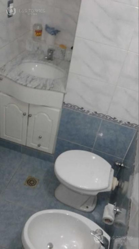 Apartamento 2 Dormitorios, Proximo A Br Artigas Y 18 De Julio