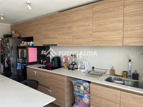 Departamento En Venta De 2 Dorm. 2 Baños Y 2 Estac, Ñuñoa