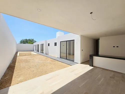 ¡una Planta! Casa En Venta En Dzitya Al Norte De Mérida