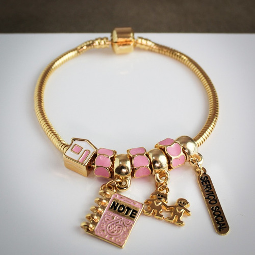 Imagem 3 de 5 de Pulseira Serviço Social Com Berloques Profissões 18cm Jerry