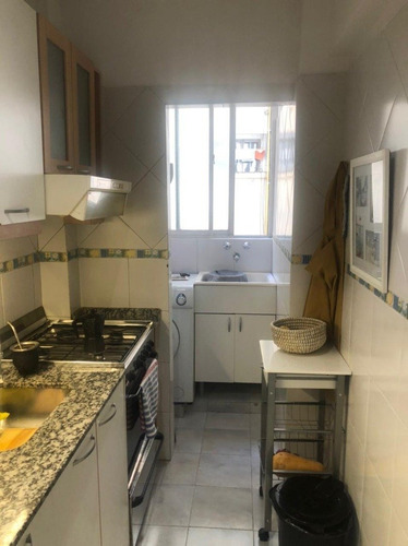 Venta - Departamento - 3 Ambientes - Recoleta - Balcón