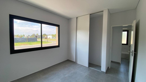 Imagen 15 de 28 de Casa Venta Barrio Privado Santa Emilia | Pilar Del Este | Pilar Zona Norte | G.b.a | Financiación