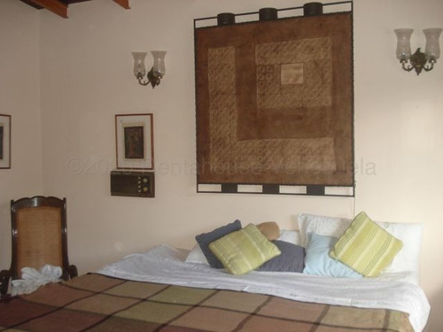 Imagen 16 de 28 de Amplia Casa En Venta En Santa Paula #22-10002