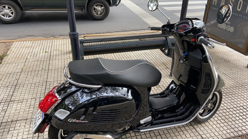 Vespa Gts 300 Super - Igual A 0 Km - En Garantia -particular