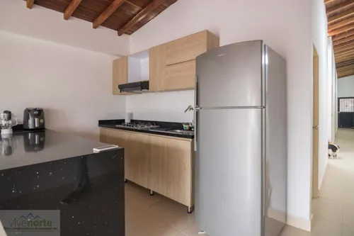 Apartamento En Venta En Niquia Parte Baja. Cod V12573