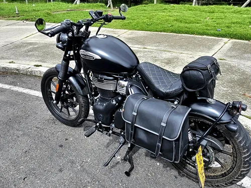 Royal Enfield Meteor Bobber