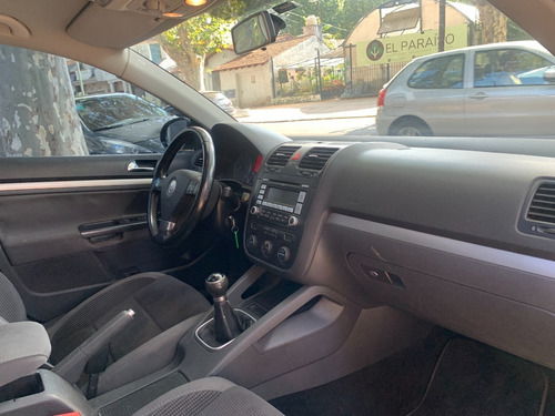 Volkswagen Vento Advance 2.5 - 2009