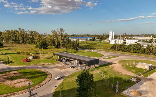 Lote En Polo Industrial Financiado.