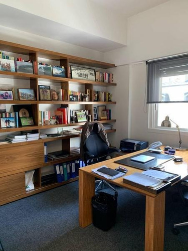Oficina En Venta En Recoleta