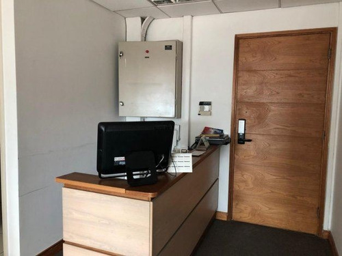 Imagen 2 de 4 de Oficina En Arriendo En Las Condes