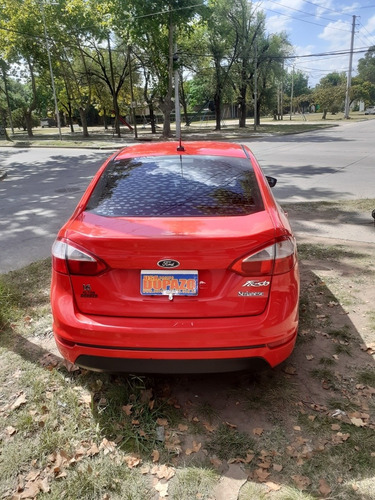 Ford Fiesta 1.6 Max One Ambiente Plus 98cv 2015