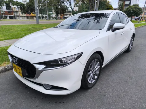 Mazda 3 2.0 Touring