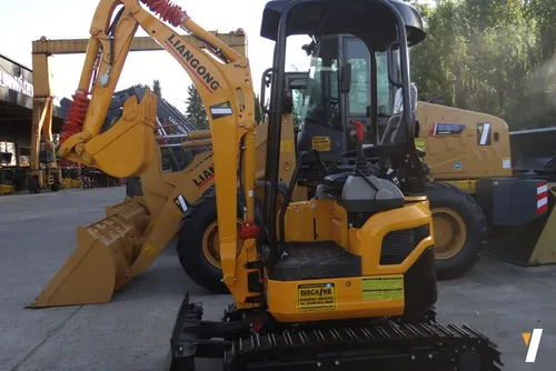 Excavadora Liangong R302