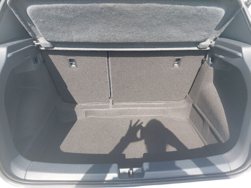 Volkswagen T-Cross 1.0 200 TSI TOTAL FLEX SENSE AUTOMÁTICO
