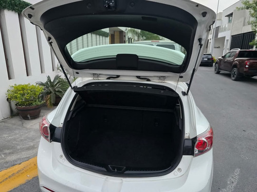 Mazda Mazda 3 2.5 S 6vel Qc Abs R-17 Hb Mt