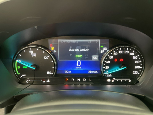 Imagen 16 de 17 de Ford Escape Híbrida