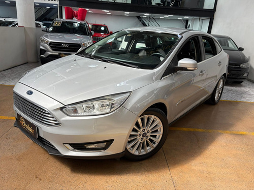 Ford Focus Sedan 2.0 TITANIUM FASTBACK 16V