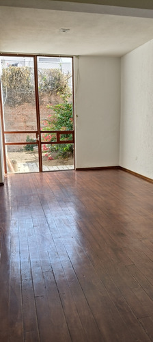 Casa En Venta En Esquina, Con Gran Jardin, En Fracc. Cerrado, Cerca Udlap, San Andres Cholula Puebla