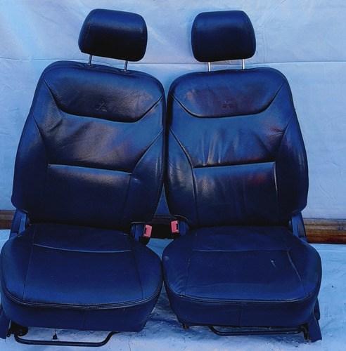 Par De Butaca Mitsubishi Pajero Tr4 (consultar Stock) (Usado)