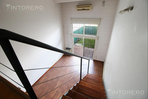 Depto. En Venta En Carapachay, Dos Ambientes Con Jardín Y Cochera
